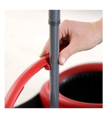 Vileda Turbo Easywriting mop with bucket for household cleaning, featuring a polypropylene mop head and ergonomic design.