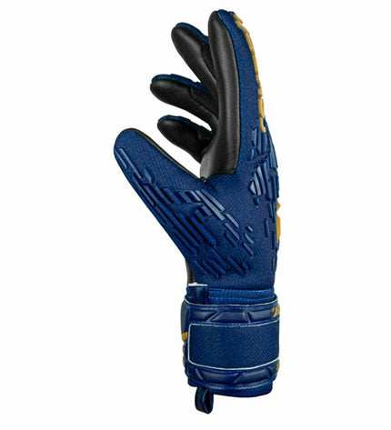Reusch Attrakt Freegel blue adult goalkeeper gloves for football, sport and outdoor use, showing the gloves' design and color.
