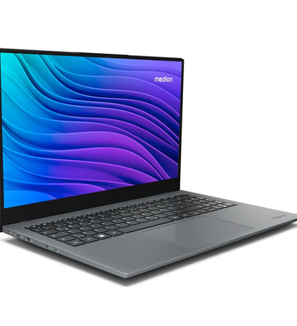 Medion MD62630 16-inch laptop with 32 GB RAM, sleek design and full keyboard, ideal for computing tasks.