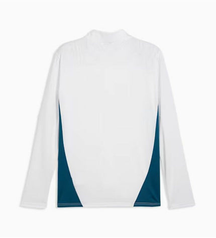 Puma training sweatshirt for adults, sporty design suitable for outdoor football training, in a black color with Puma logo.