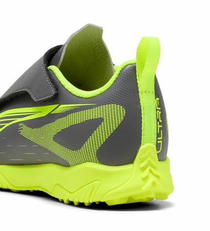 Puma Ultra 5 Play adult football cleats for sport and outdoor use, black with red accents, designed for optimal performance.