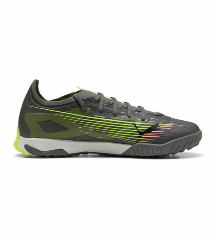 Puma Ultra 5 Match adult soccer cleats for outdoor football, lightweight with a sleek design and grip-enhancing stud pattern.