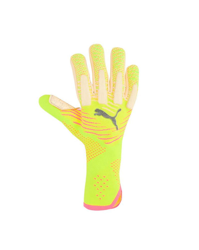 Puma Keeperhandschoenen for adults, designed for soccer goalkeeping, featuring padded palms and wrist support.