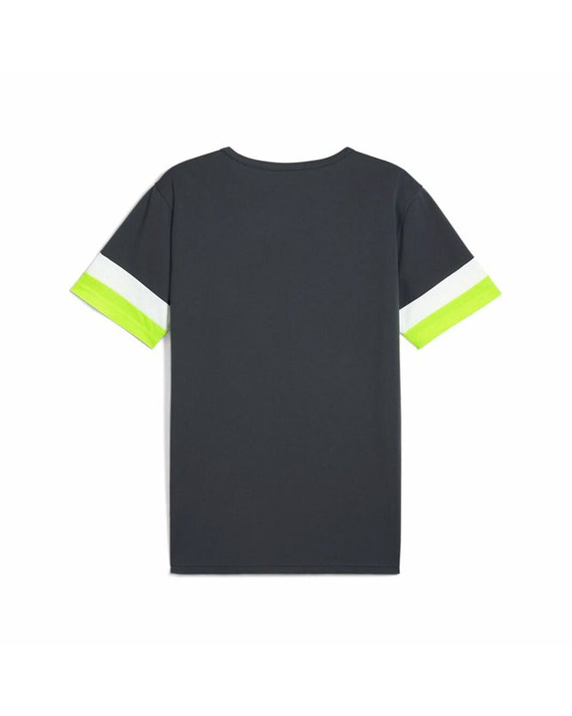 Puma men's short-sleeve football T-shirt in black with Puma logo, designed for sport and outdoor activities.