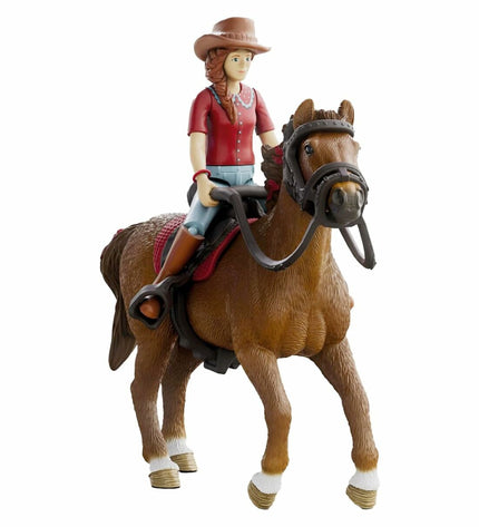 Schleich Horse Club 42711 Hannah and Cayenne action figures with detailed horse and rider toys, measuring approximately 8x15x18 cm