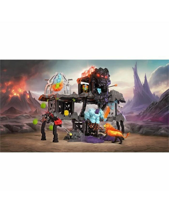 Schleich action figure from the speelgoed en games collection, detailed toy figure with vibrant colors and realistic features.