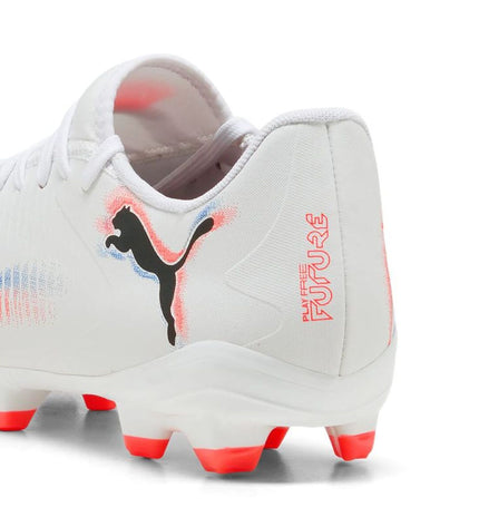 White Puma Future 8 Play FG/AG adult football shoes for outdoor and turf soccer, featuring sleek design and secure fit.
