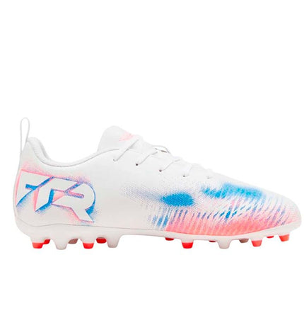 Puma Future 8 Play Mg white soccer cleats for kids, sport and outdoor football shoes with grip and lightweight design.