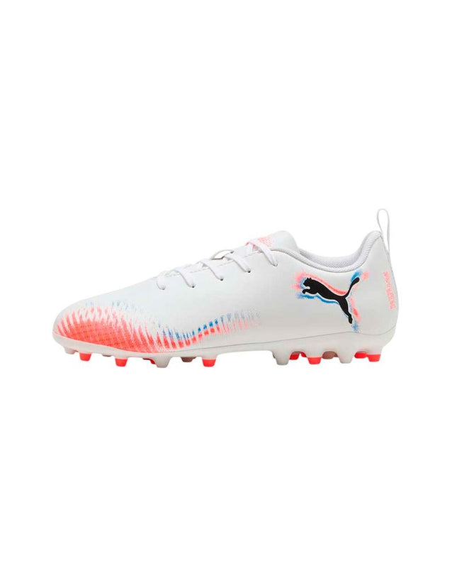 Puma Future 8 Play Mg white soccer cleats for kids, designed for outdoor football, with durable sole and sporty style.