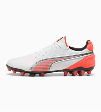 Puma King Ultimate MG adult football shoes in white for outdoor soccer, sports and outdoor footwear.