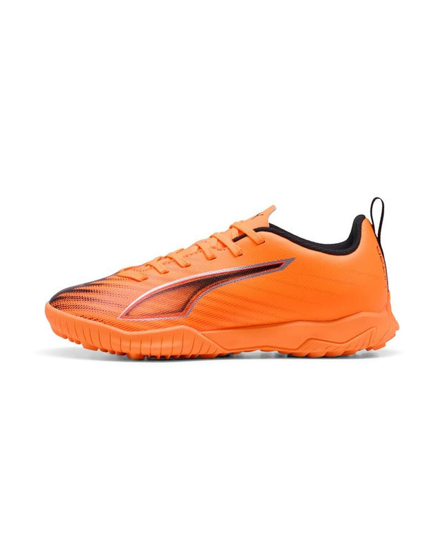 Puma Ultra 6 Play Tt Heat Fire- B soccer cleats for kids, lightweight sport shoes with heat fire design and firm ground outsole.