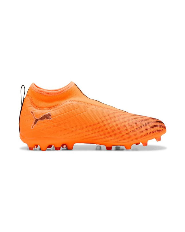 Adult Puma Ultra 6 Match+ football boots for outdoor soccer, showcasing the lightweight design and black and white color scheme.