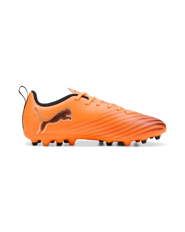 Puma Ultra 6 Play Mg Heat Fire- B football cleats for sport and outdoor soccer, featuring a sleek design and heat fire accents.