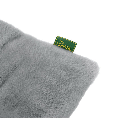 Gray Hunter Rockford dog bed in 80x60 cm with plush fabric and raised edges, designed for canine comfort and style.
