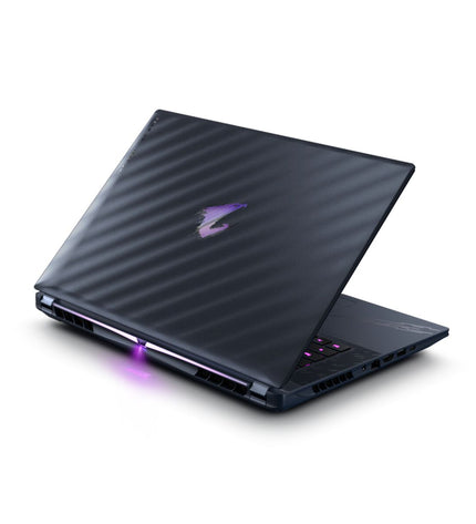 Gigabyte AORUS MASTER 16" gaming laptop with Intel Core i9, 32GB RAM, 1TB SSD, RTX 5080 graphics, QWERTY Spanish keyboard