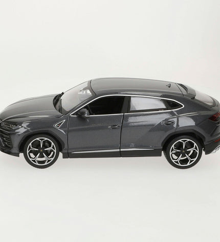 Bburago Lamborghini Urus 1:18 scale toy vehicle, detailed model car in yellow with realistic design and features.
