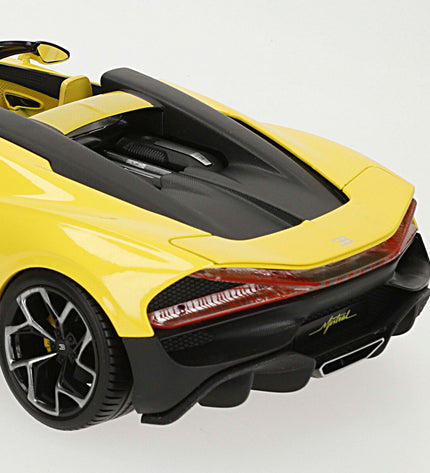 Bburago GT Bugatti Mistral 1:18 scale toy car, detailed miniature vehicle in vibrant colors.