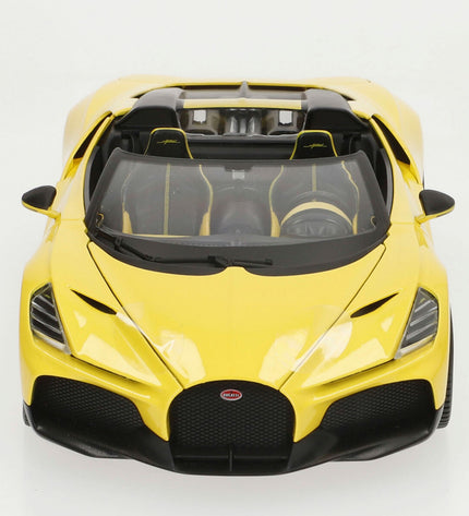 Bburago GT Bugatti Mistral 1:18 scale toy car, detailed plastic model with sleek blue design and realistic features.