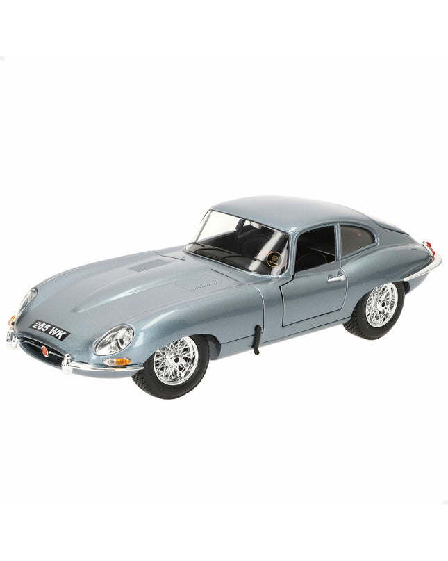 Bburago 1:18 scale Jaguar "E" Coupe toy car model from 1961, detailed miniature vehicle with realistic design.