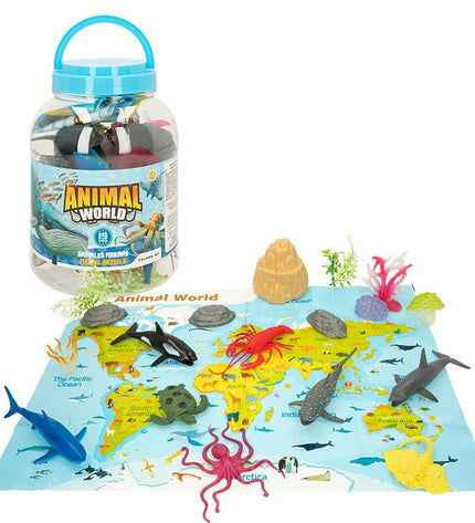 Colorbaby ocean animal figurines set with six plastic figures, including fish and sea creatures, 14x6x7 cm each, for children’s play.