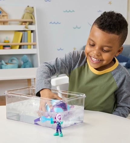 Hasbro action figure toy from the Speelgoed en games collection, featuring detailed design and poseable features.