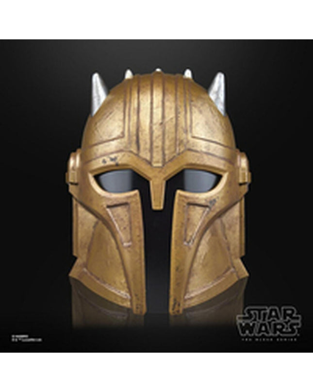 Hasbro actiefiguur from speelgoed en games collection, detailed figure with vibrant colors and poseable joints.