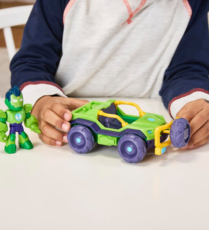 Colorful Hasbro action figures from the Speelgoed en games collection, featuring detailed poppen and superhero figures.