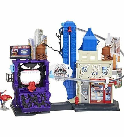 Hasbro action figure from the Speelgoed en games collection, detailed poseable toy for kids and collectors.