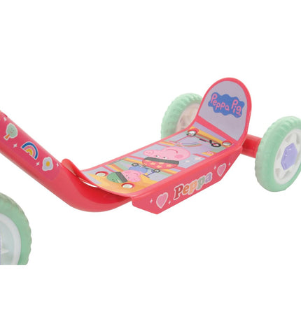 Peppa Pig rubber scooter for outdoor play, featuring metal and plastic construction, suitable for urban mobility and kids' sports activities.