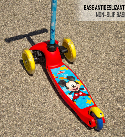 Mickey Mouse rubber and plastic scooter for urban mobility, suitable for sports and outdoor use, with colorful design.