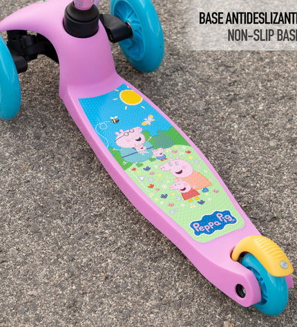 Peppa Pig multicolour metal and plastic scooter for outdoor and urban mobility, featuring Peppa Pig design and colorful wheels.