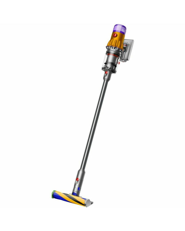Dyson V12 Detect Slim steel stofzuiger with handheld design, showing its slim body and vacuum nozzle for home cleaning.