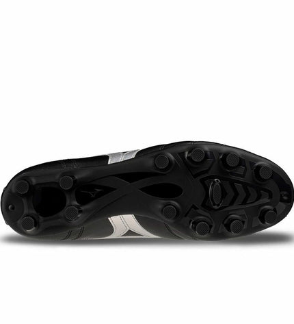 Mizuno Morelia Club MD adult football shoes, black sport footwear for outdoor soccer, with durable leather design and lace-up closure.