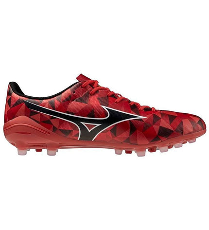 Red Mizuno II Select adult football boots for outdoor soccer, featuring sporty design and durable sole for optimal performance.