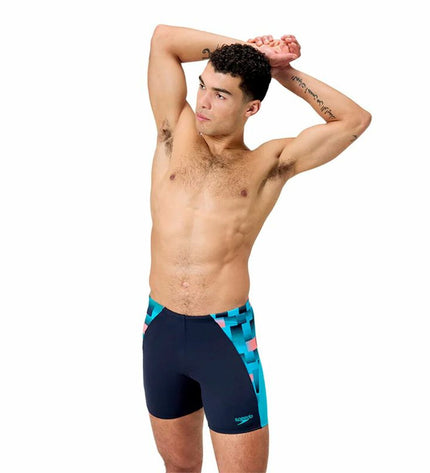 Speedo Eco End+ Max Splice men's black swim trunks for watersport and outdoor activities, featuring a splice design.