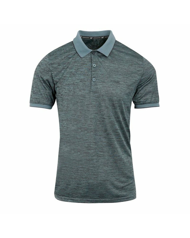 Regatta men's short-sleeved polo shirt for outdoor activities, featuring a comfortable fit and sporty design.