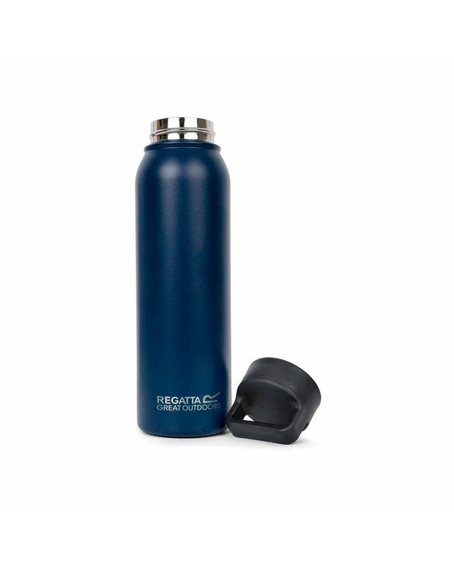 Regatta dark blue 600ml water bottle for sports, outdoor activities, camping, and hiking, made of durable plastic.