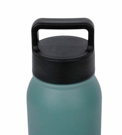 Regatta blue 600ml water bottle for sport and outdoor activities, ideal for camping and hiking, with a sleek design.