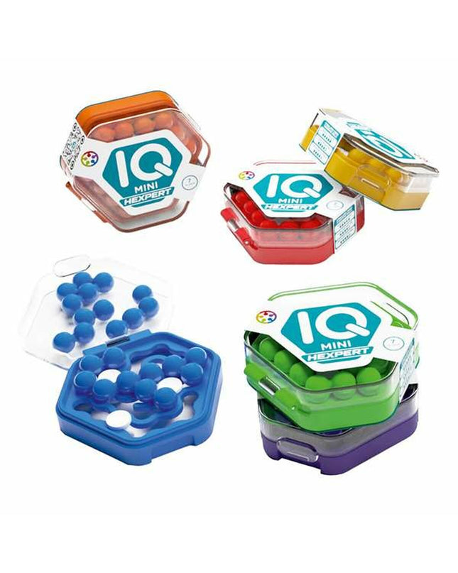 Lúdilo IQ Mini educational game with colorful plastic pieces for children, designed to boost cognitive skills and problem-solving.