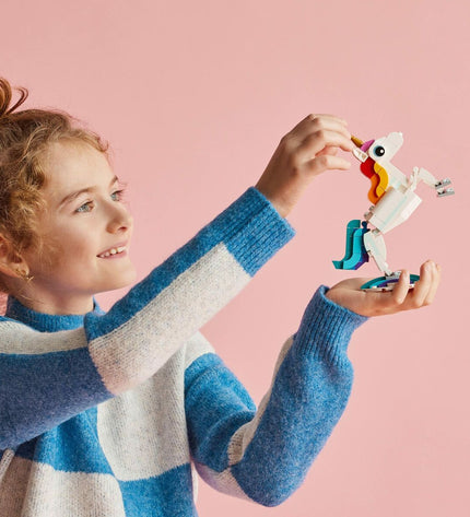 Lego Creator Magic Unicorn 31140 3-in-1 building toy with 145 pieces, featuring a detailed unicorn model for imaginative play.