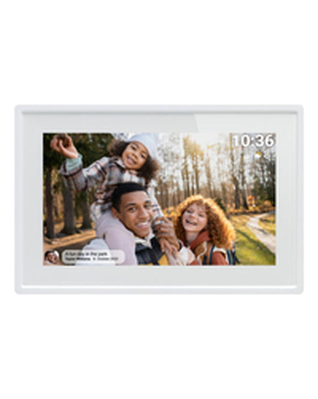 Denver Electronics PFF-725W 7-inch Wi-Fi digital photo frame displaying images in a modern electronic device