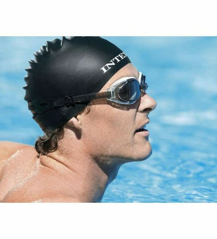 Intex Zwembril SPORT for outdoor watersports, clear adjustable swim goggles with soft silicone seals and strap, black and blue design