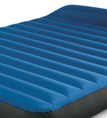 Inflatable Intex air mattress for camping, measuring 99 x 22 x 191 cm, suitable for outdoor and camping trips.