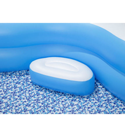 Bestway inflatable family pool 270x198x51 cm in backyard, suitable for children aged 6+ with water and toys inside