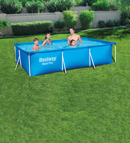 Bestway removable backyard pool, 300x201x66 cm, with clear water, suitable for garden relaxation and outdoor swimming.