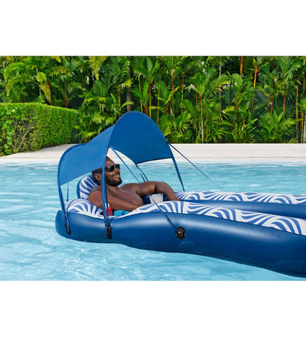 Bestway air mattress with sunshade, Comfort Plush, 198x112 cm, ideal for beach and pool relaxation, outdoor toys and sports gear.