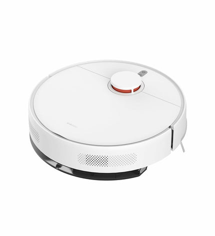 Xiaomi BHR9664EU robot stofzuiger cleaning hardwood floor, showcasing sleek design and advanced cleaning features.