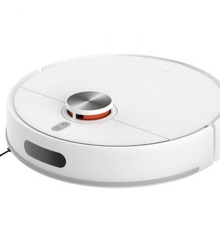 Xiaomi BHR9664EU robot stofzuiger in actie, schoonmaakt vloeren in huis met sleek design and sensors for efficient cleaning.