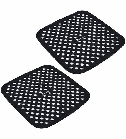 Two black silicone baking sheets from Masterpro, 19x19 cm, suitable for household baking and cooking.