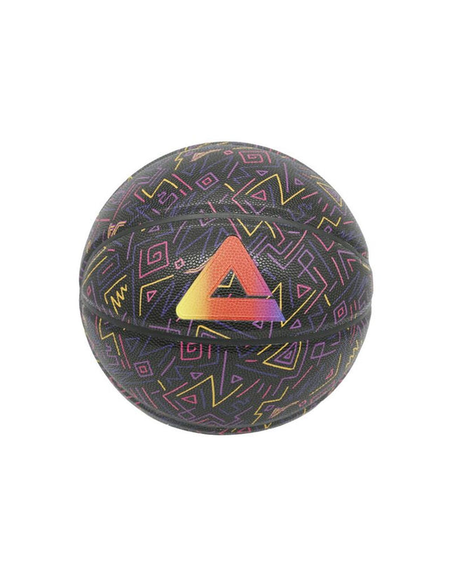 Peak Alvarado Basketbal Zwart maat 7, sport en outdoor basketball with textured surface and Peak branding.